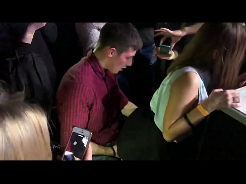 ❤️ sex tūturu i roto i te nightclub Russian. 18-tau-tawhito Russian kotiro i roto i te nono me te tara fucked i roto i te nightclub ☑ Karekau Nui i mi.xsexshop.ru ☑